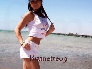 Brunette09