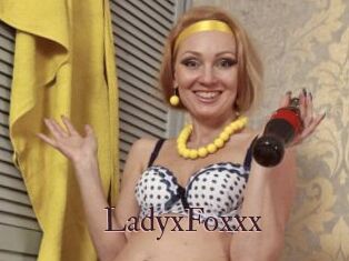 LadyxFoxxx