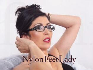 NylonFeetLady